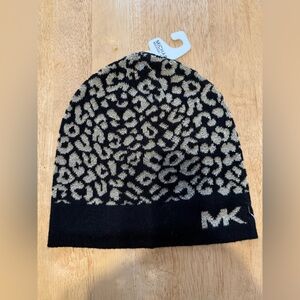 ❄️NEW❄️ MK Michael Kors Leopard Beanie